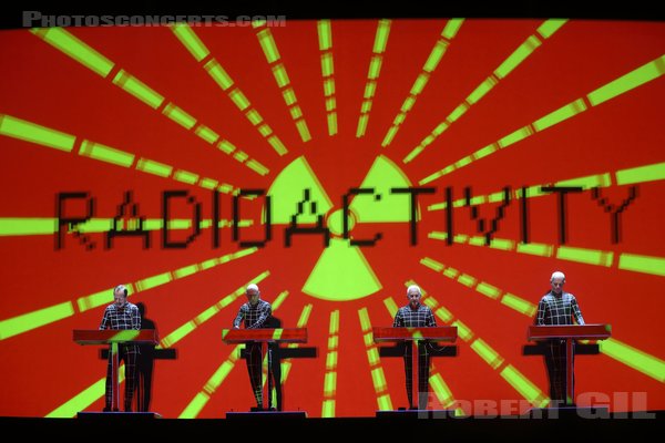 KRAFTWERK - 2022-08-26 - SAINT CLOUD - Domaine National - Scene de la Cascade - 